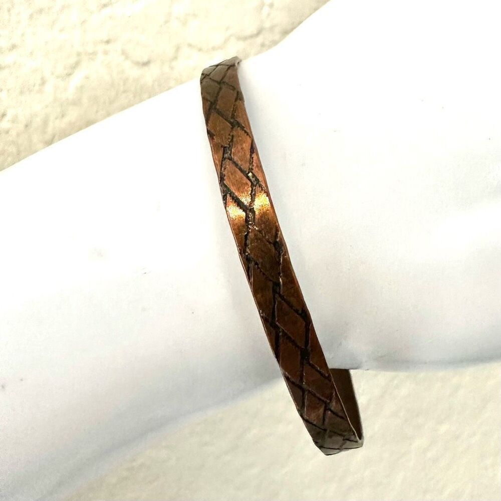 Copper bangle bracelet - Picture 2 of 8